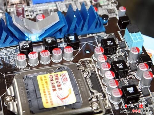 酷睿i3最佳搭配 華碩H55新品上市799元